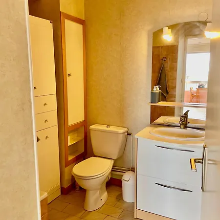 Apartment 100m De La Et Port *