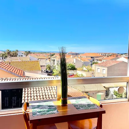 Apartment 100m De La Et Port